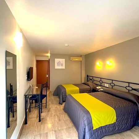 Hotel Arboledas Expo Γκουανταλαχάρα Εξωτερικό φωτογραφία