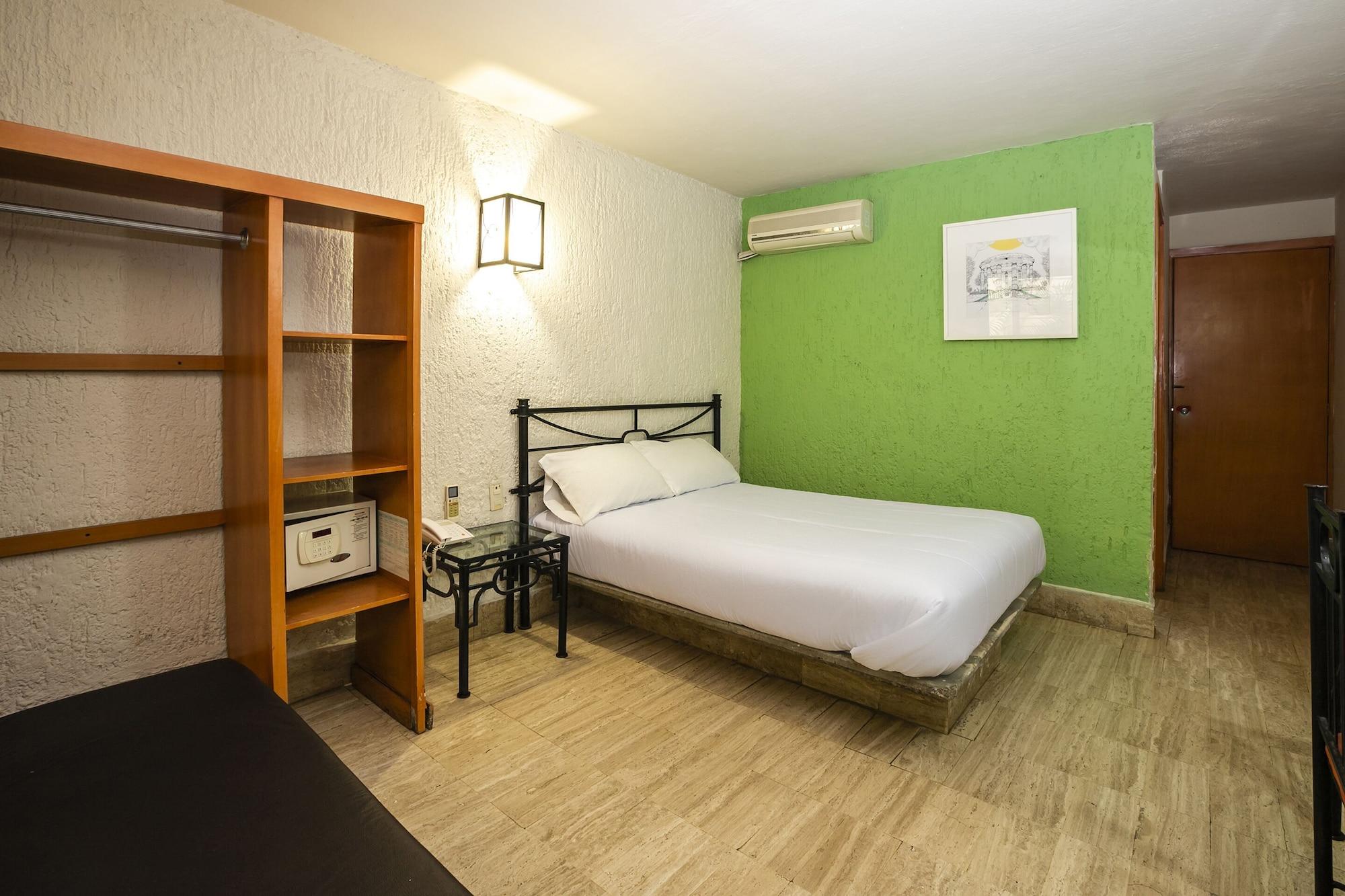 Hotel Arboledas Expo Γκουανταλαχάρα Εξωτερικό φωτογραφία