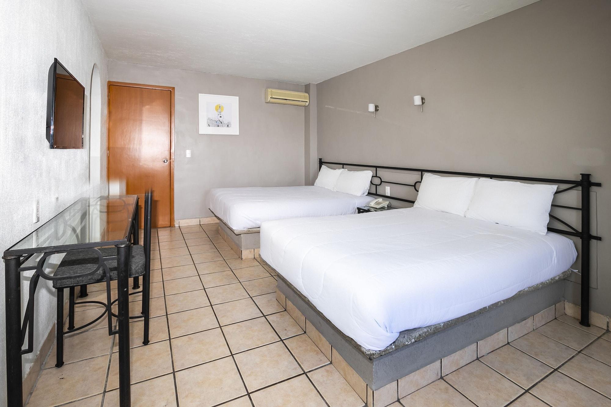 Hotel Arboledas Expo Γκουανταλαχάρα Εξωτερικό φωτογραφία