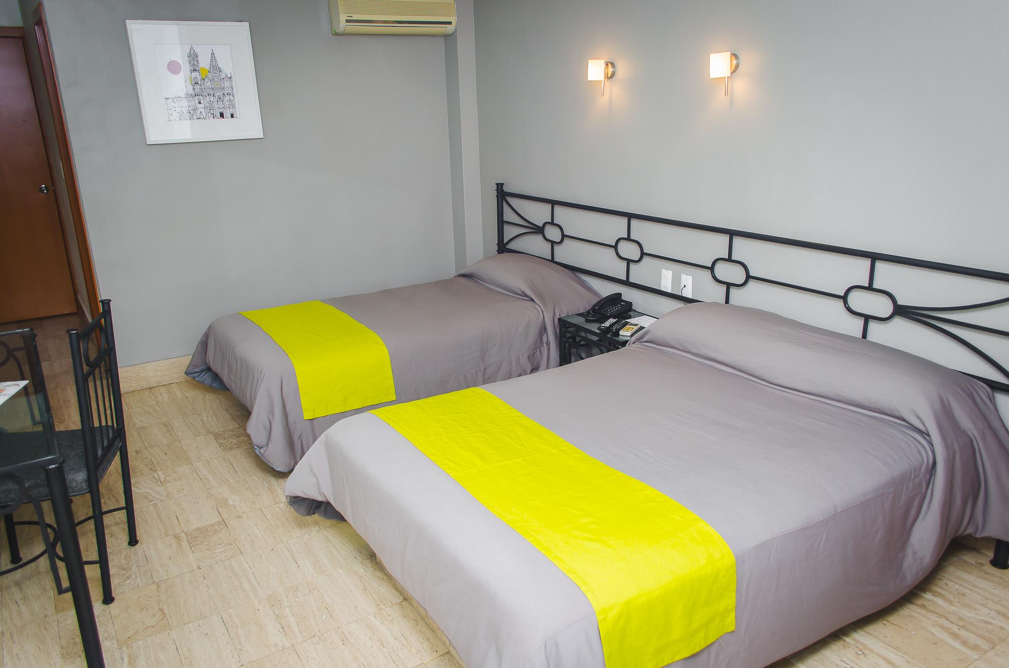 Hotel Arboledas Expo Γκουανταλαχάρα Εξωτερικό φωτογραφία