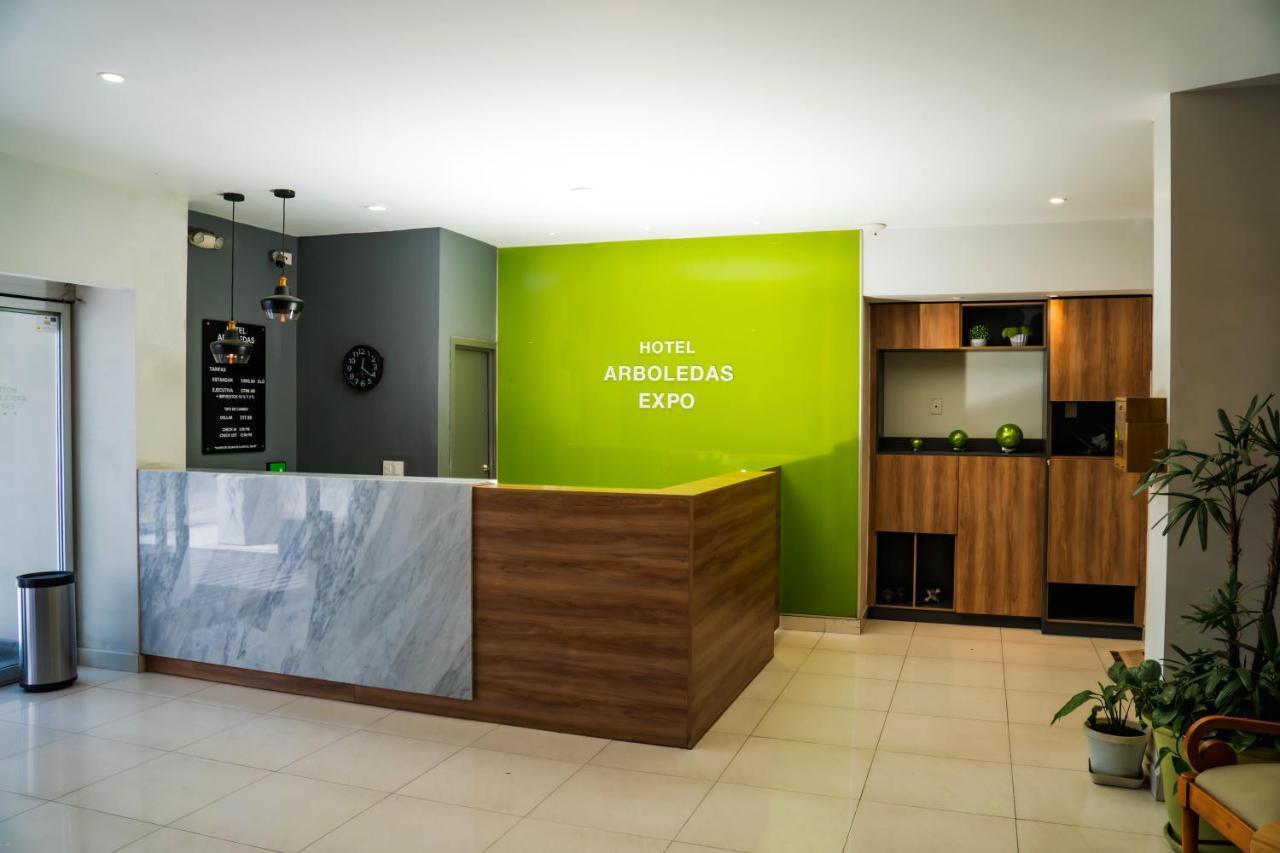 Hotel Arboledas Expo Γκουανταλαχάρα Εξωτερικό φωτογραφία
