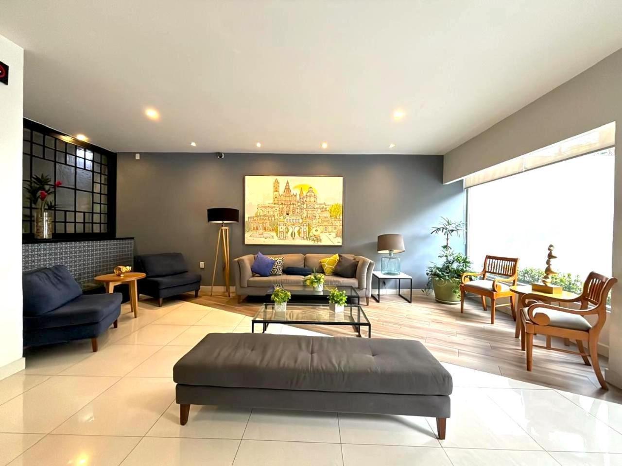 Hotel Arboledas Expo Γκουανταλαχάρα Εξωτερικό φωτογραφία