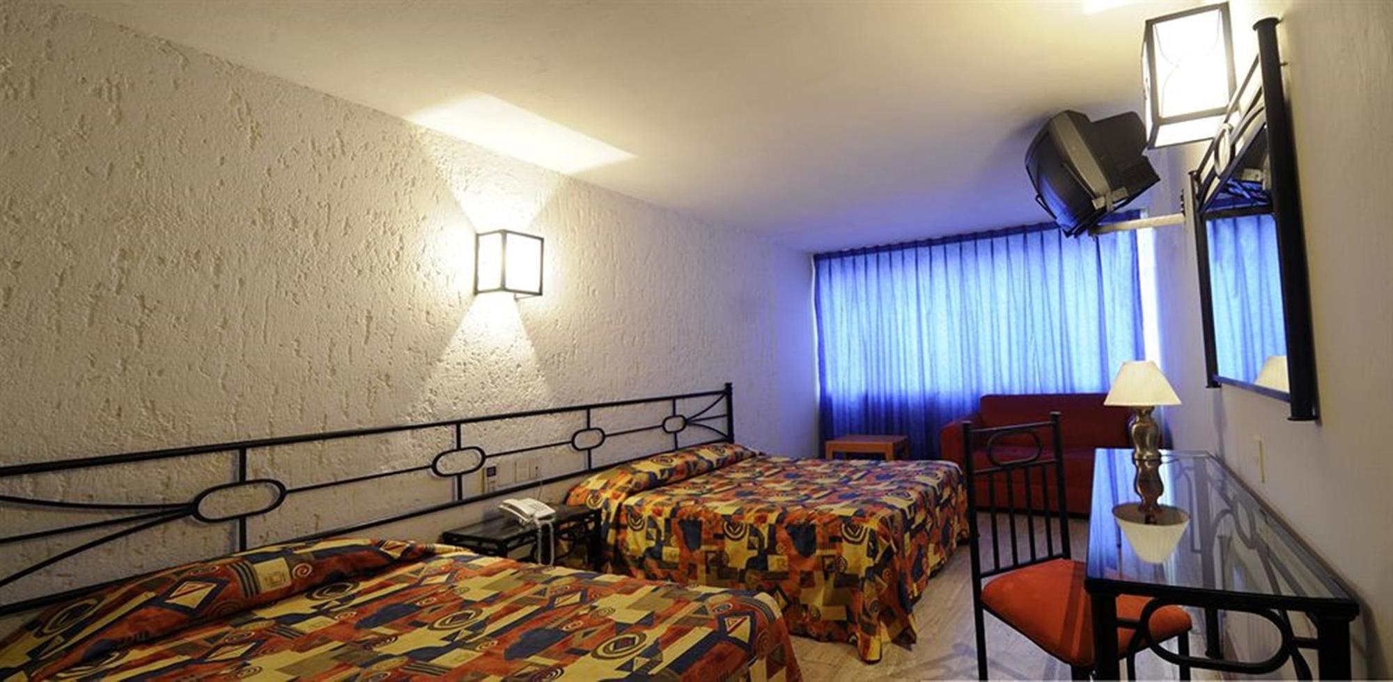 Hotel Arboledas Expo Γκουανταλαχάρα Εξωτερικό φωτογραφία